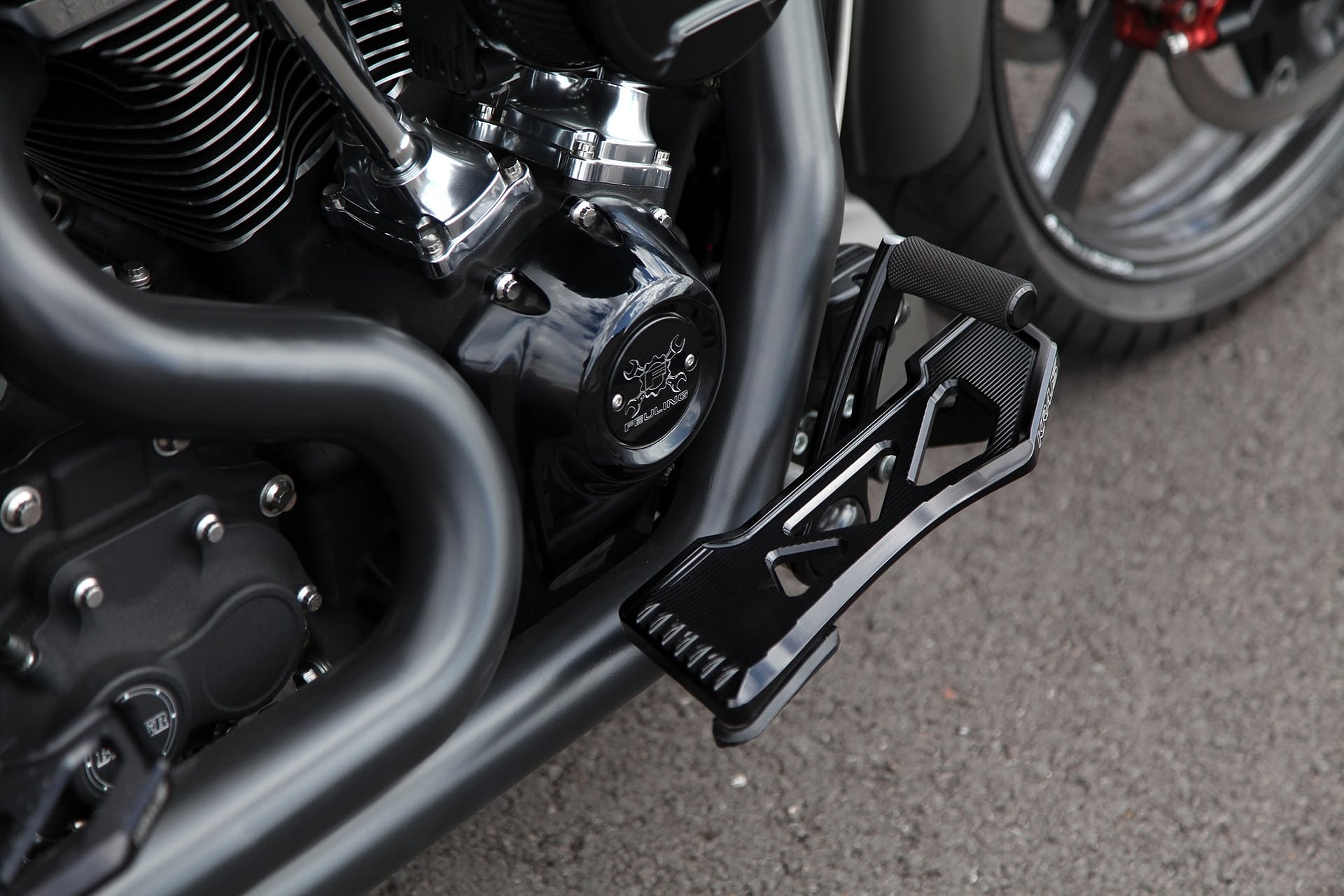 dyna forward controls with floorboards